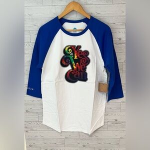 NWT Vast Life Men's Medium Yes We Can Graphic Long Sleeve Tee Shirt White/Blue